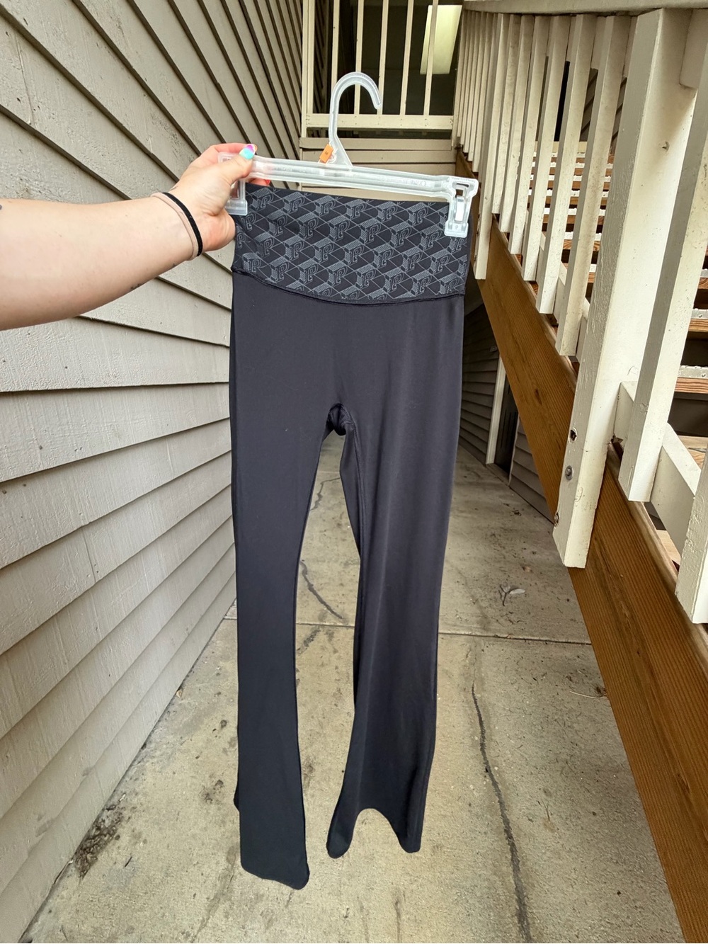 PINK Victoria's Secret Black Active Leggings with Patterned Waistband